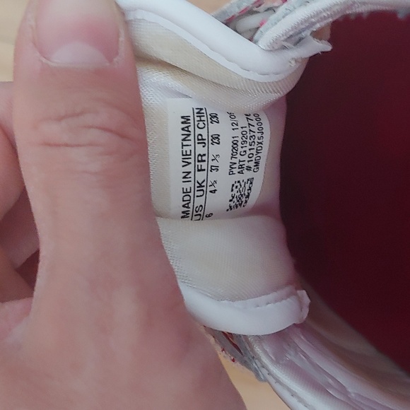 Adidas shoes white and pink - Picture 4 of 4